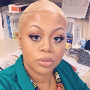 Meet your Posher, Tonya